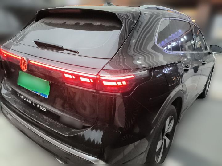 Tiguan L 2025 PRO 380TSI RWD photo 6