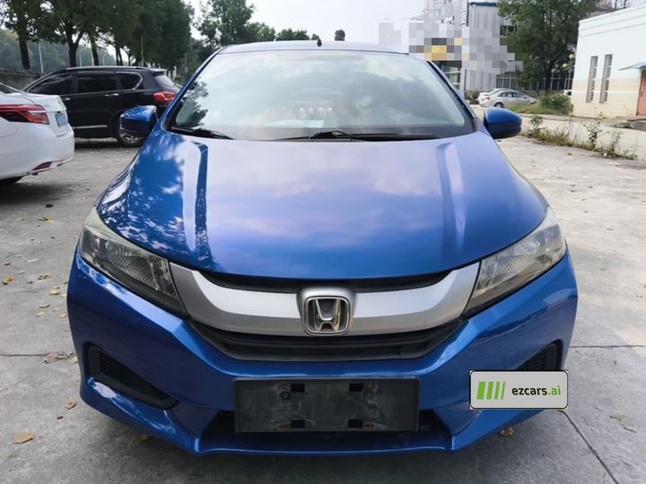 2015 1.5L CVT Comfort photo 2
