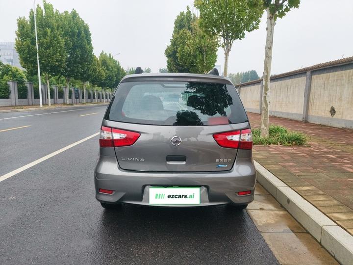 2015 1.6XE MT Comfort photo 4