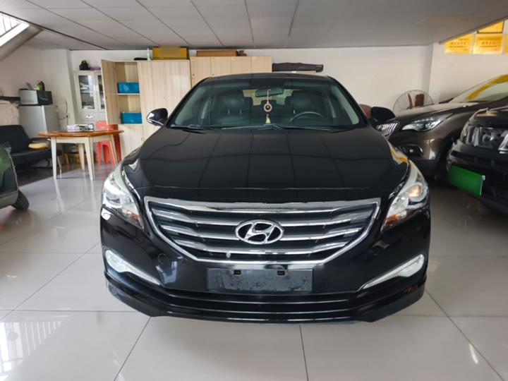 Mistra 2014 1.8L AT Premium DLX photo 2