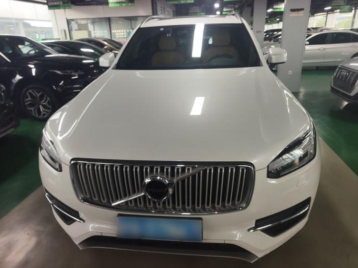 XC90 2017 T6 7-Seater photo 2