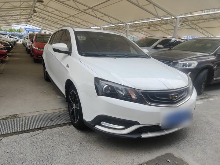 Emgrand 2017 Hatchback RS 1.5L CVT photo 3