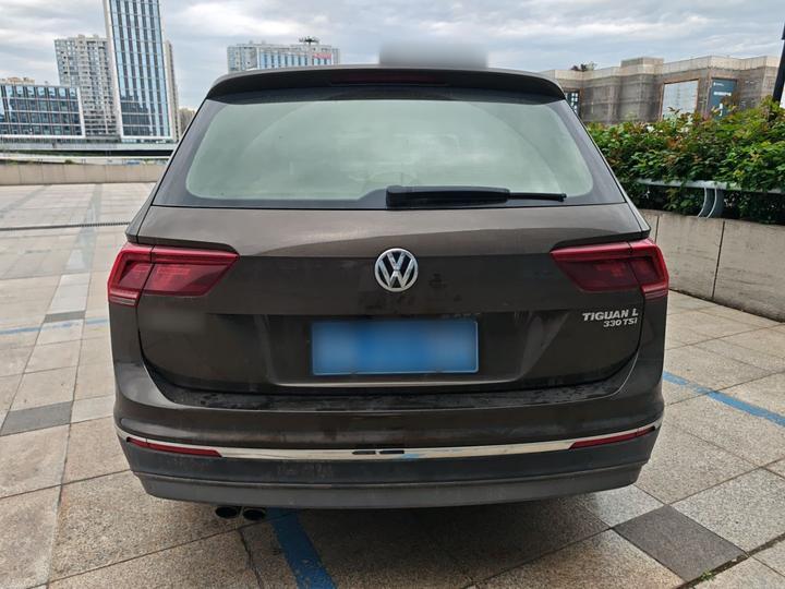 Tiguan L 2017 330TSI AT RWD Flagship photo 3