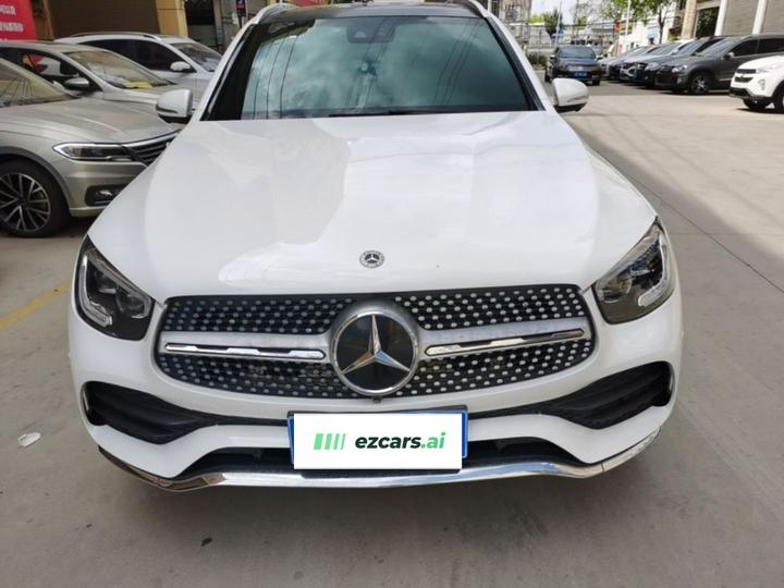 GLC 2018 GLC 260 4MATIC Luxury photo 2