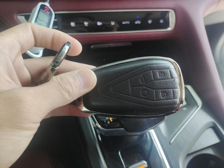 CS75 PLUS 2021 2.0T AT Pilot photo 8