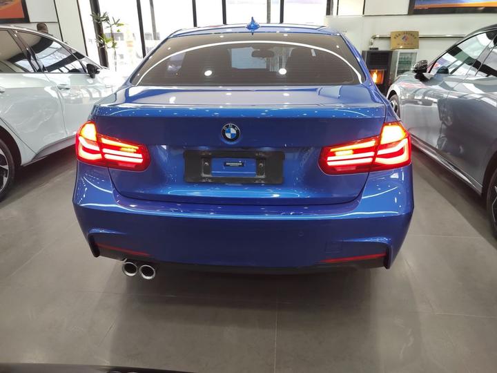 3 Series 2018 320Li Leading M Sport Package photo 3