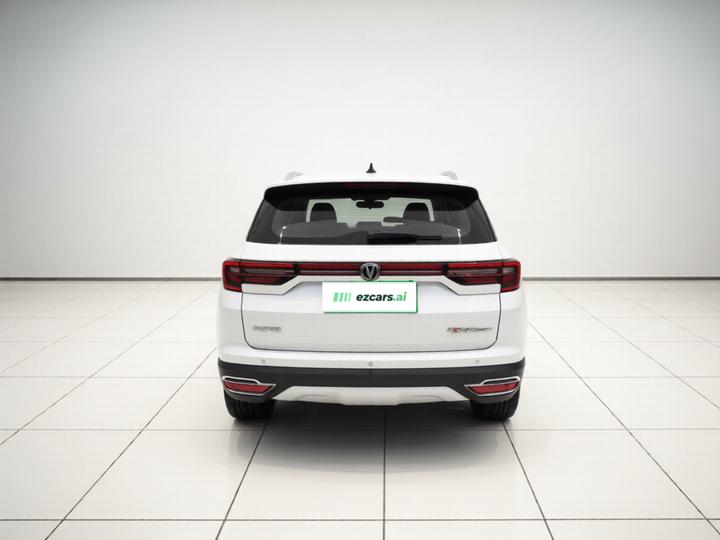 CS35PLUS 2019 1.6L MT photo 3