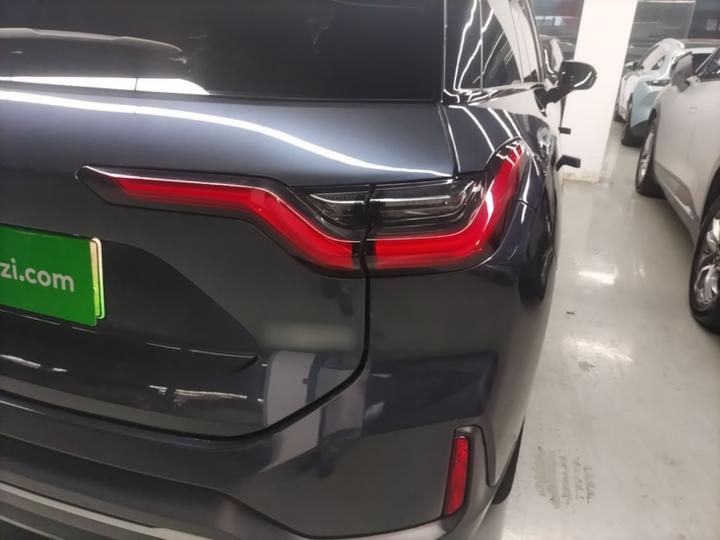 ES6 2020 600KM Sport photo 7