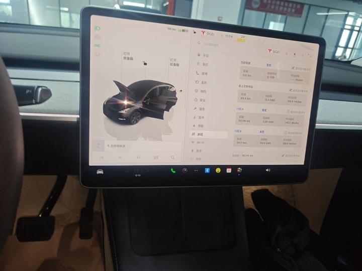 Model Y 2023 RWD photo 8