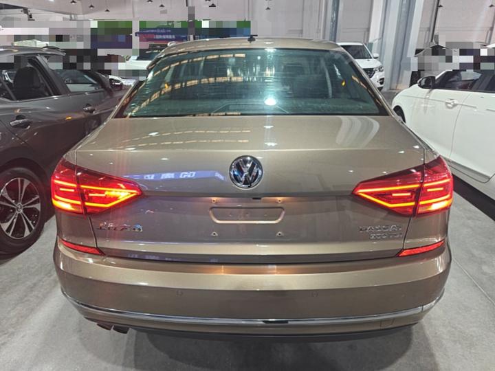 Passat 2017 280TSI DSG photo 3