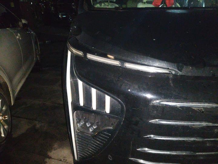 V9 2024 1.5TD 200km Premium photo 7
