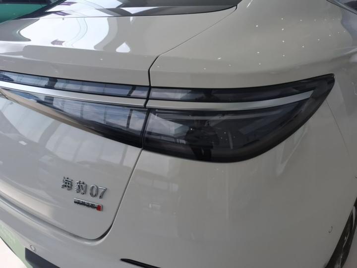 Seal 07 DM-i 2026 DM-i 1.5T 230km Flagship photo 7