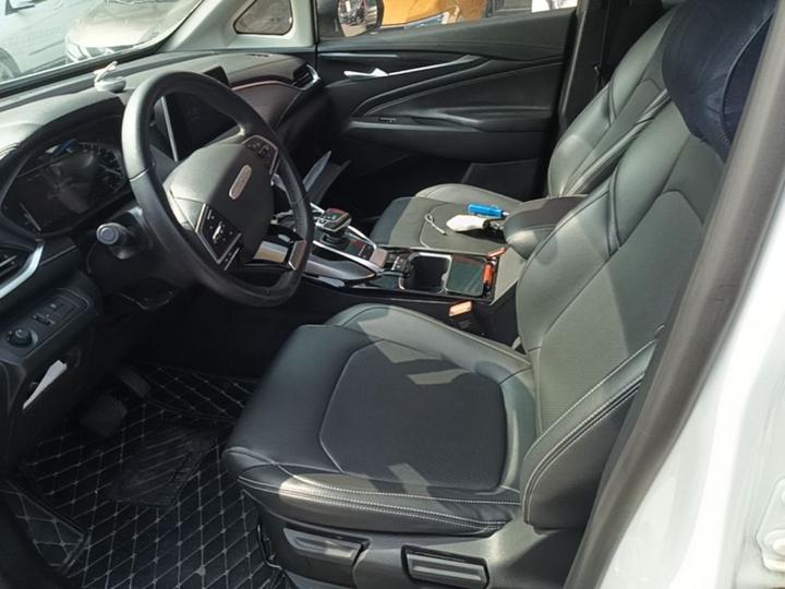 MAXUS EUNIQ 5 2020 1.3T PLUG IN Elite photo 6