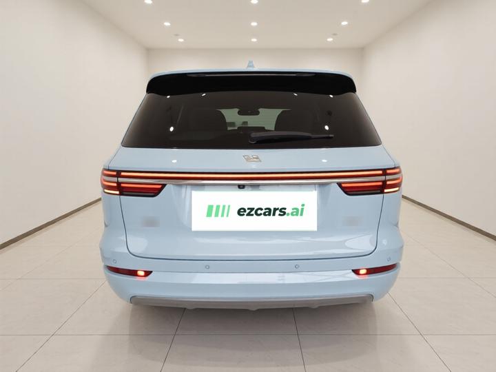 Li Auto ONE 2021 EREV 6-Seater photo 5