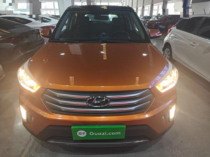 ix25 2015 1.6L AT RWD Smart GLS photo 2