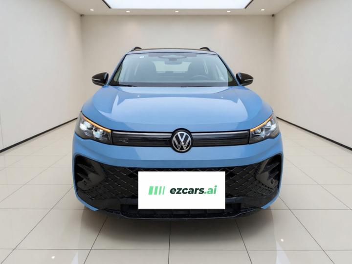 Tiguan L 2026 PRO 380TSI AWD R-Line Smart Premium photo 2