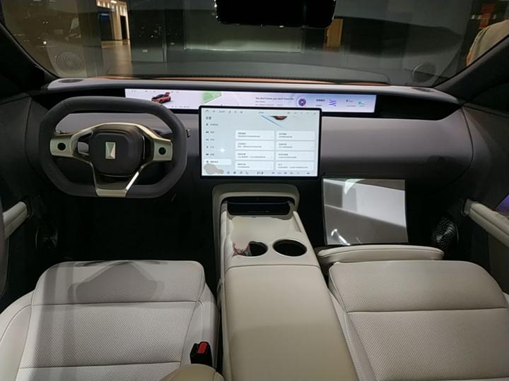 06T 2026 Performance EV photo 5