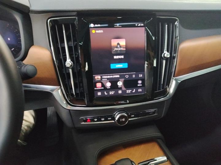 S90 2023 B5 Luxury photo 8