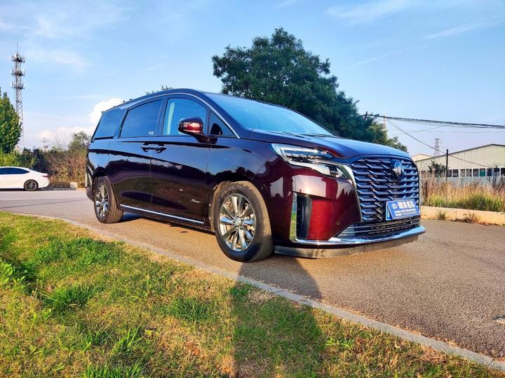 GL8 2022 Facelift Avenir 6-Seater photo 8