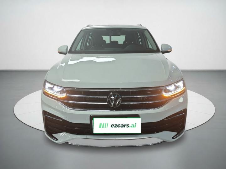 Tiguan L 2024 330TSI AT RWD R-Line photo 2