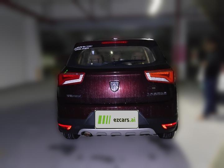 560 2015 1.8L MT Elite photo 3