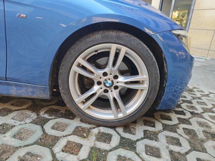 3 Series 2018 320Li Leading M Sport Package photo 8