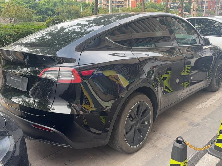 Model Y 2021 Long Range AWD 3D7 photo 3