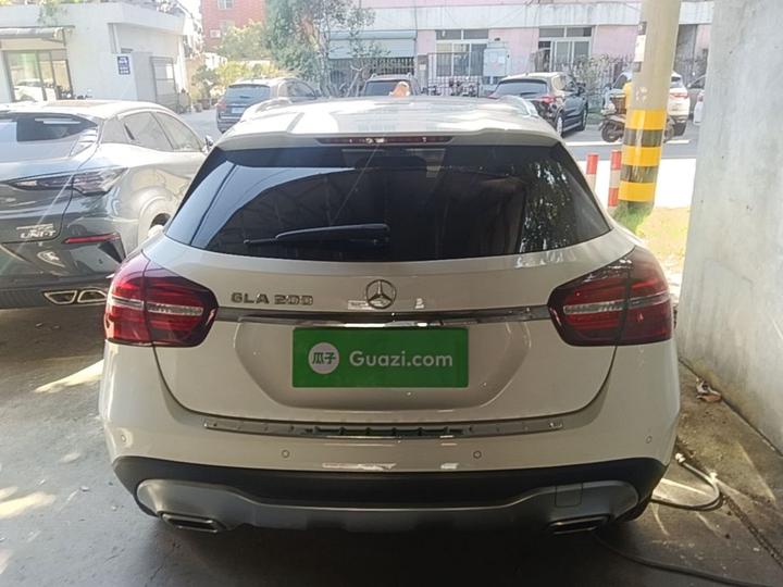 GLA 2019 GLA 200 Dynamic photo 3