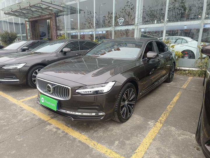 S90 2024 B5 Luxury