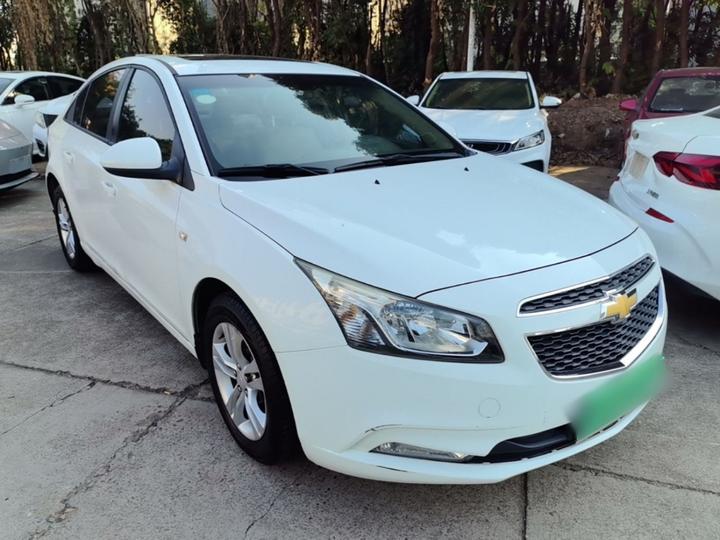 2015 1.5L Classic SE MT photo 3