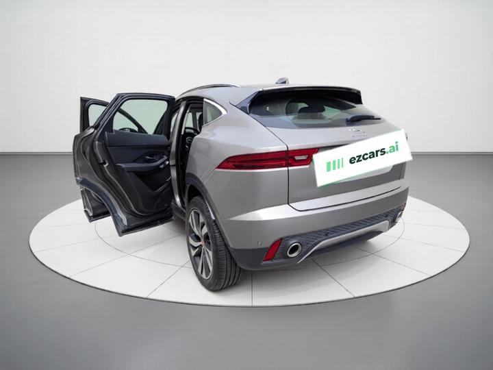 E-PACE 2024 Progressive Sport R-DYNAMIC S photo 4