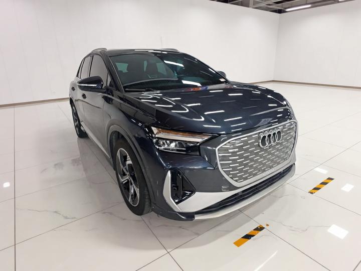 Q4 e-tron 2024 40 e-tron photo 3