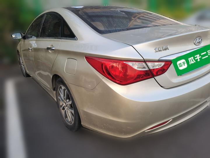 Sonata 2013 2.0L AT Luxury photo 4