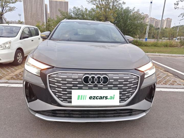 Q4 e-tron 2024 40 e-tron photo 2