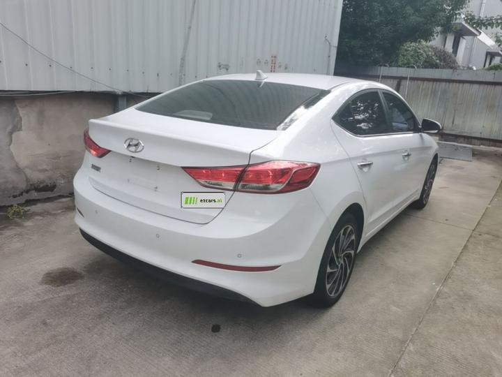 Elantra 2019 1.5L CVT Smart Elite photo 4