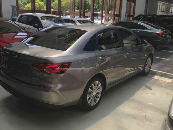 Cruze 2022 320 AT photo 4