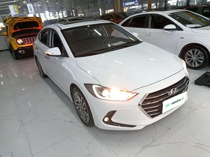 Elantra 2016 1.6L AT Smart Elite photo 3