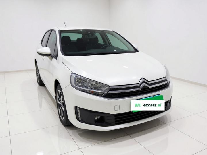 C4 2016 1.6L MT Luxury photo 3