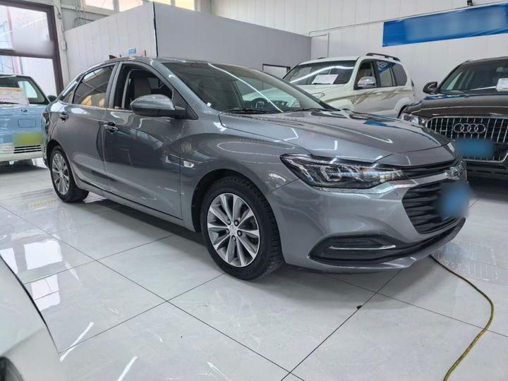 Cruze 2022 320 AT photo 3