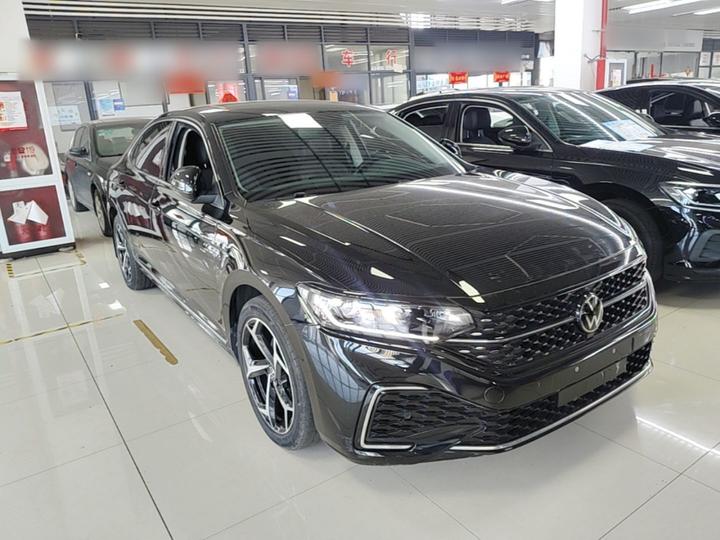 Passat 2024 330TSI Elite photo 3