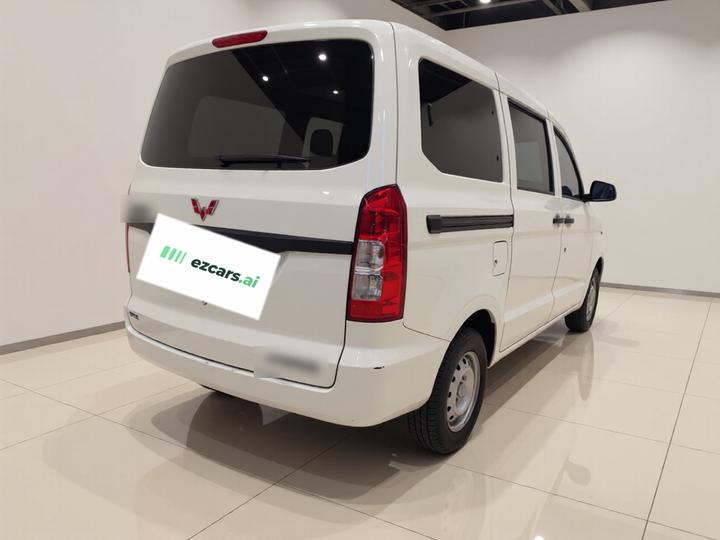 Wuling Hongguang V 2022 1.5L LAR photo 6