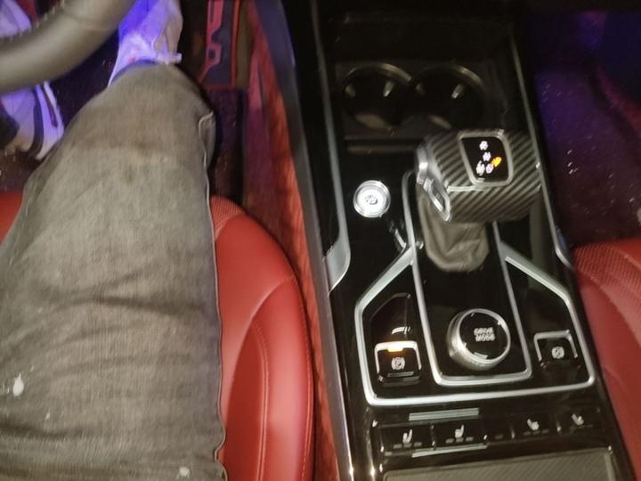 HS5 2022 Facelift 2.0T Connected AWD photo 5