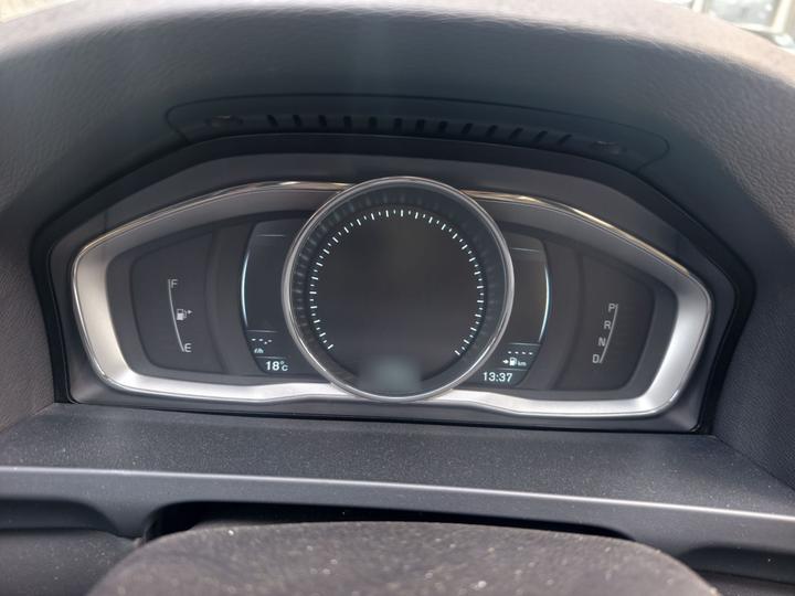 V60 2015 T5 photo 4