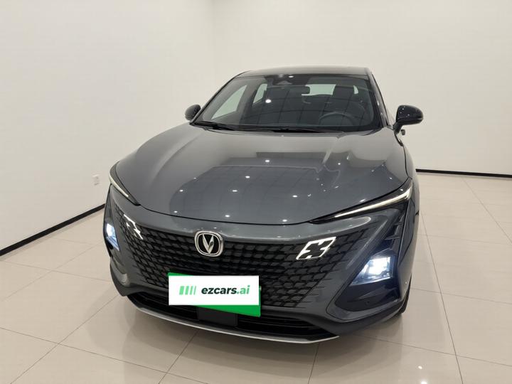 UNI-T 2022 1.5T Premium photo 2