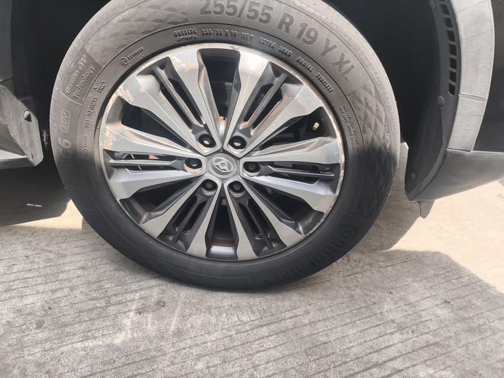 MAXUS D90 2017 2.0T AT AWD photo 8