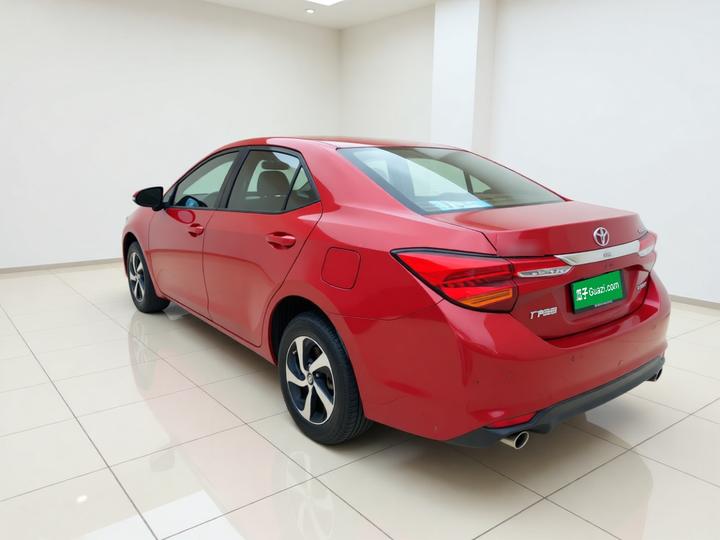 Levin 2018 185T CVT Luxury photo 4