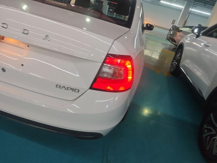 Rapid 2019 Facelift 1.5L AT Standard China VI photo 7