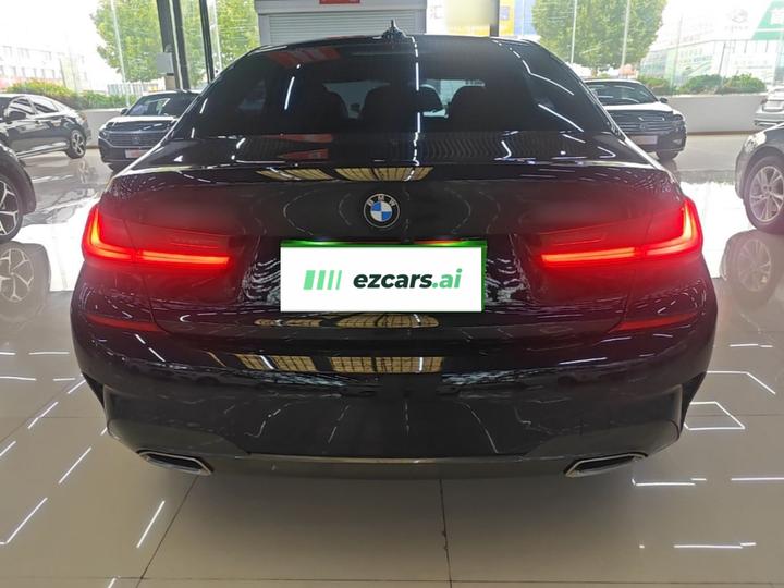 3 Series 2022 325Li M Sport Package photo 5