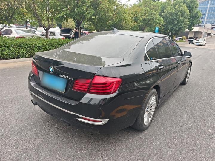 5 Series 2014 525Li Leading photo 4
