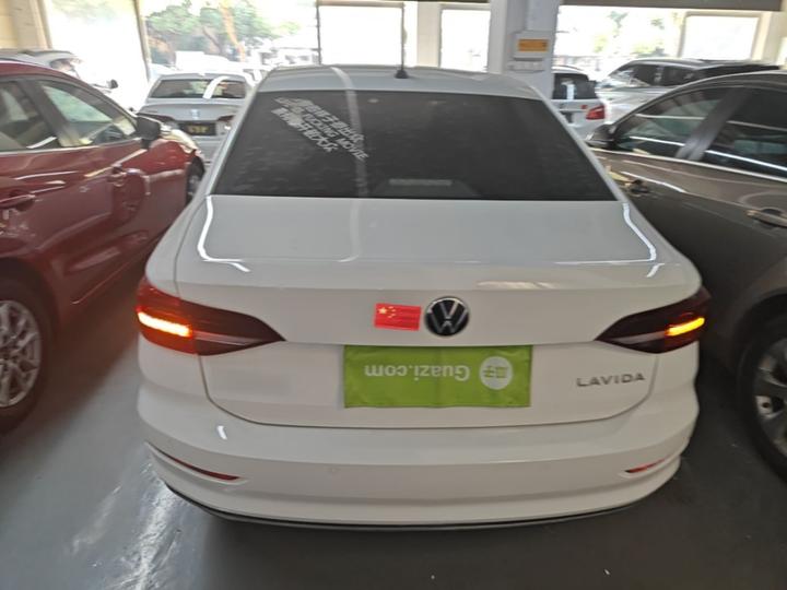 Lavida 2022 1.5L AT photo 5